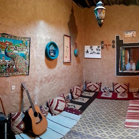 Oasis Travel Panzió Tazouka Kültér fotó