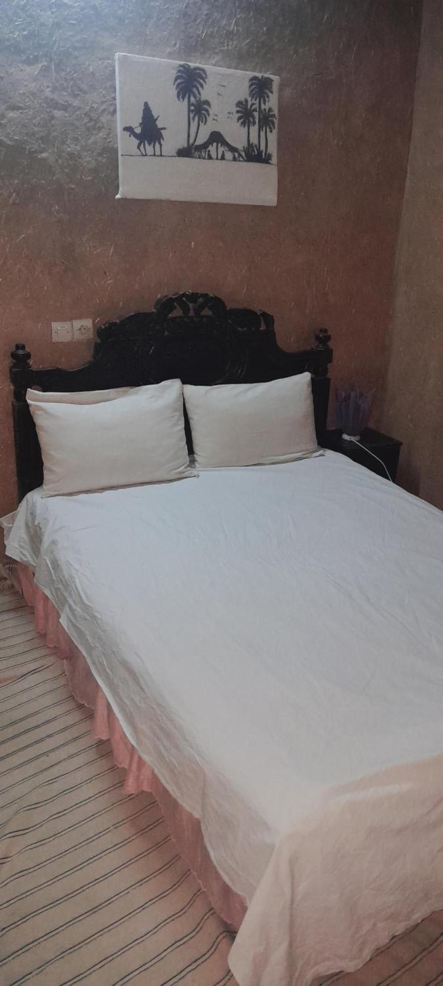 Oasis Travel Panzió Tazouka Szoba fotó