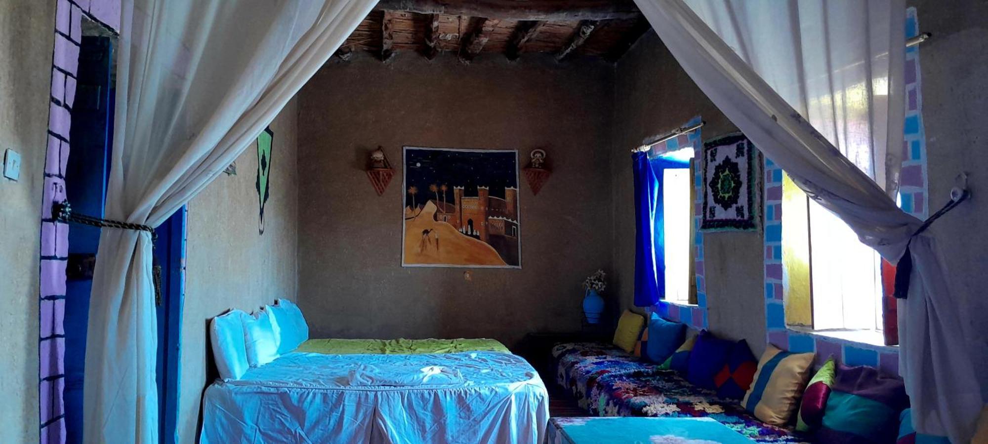 Oasis Travel Panzió Tazouka Kültér fotó