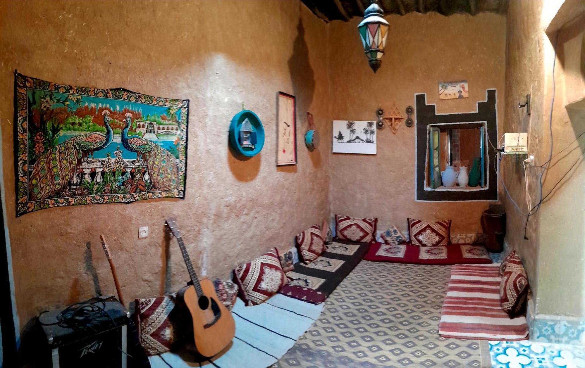 Oasis Travel Panzió Tazouka Kültér fotó